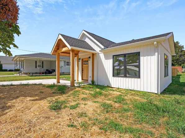 112 2nd Ave, Dayton, TN 37321