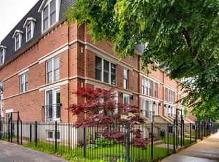 916 E 48th St, Chicago, IL 60615