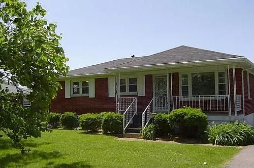 9012 Terry Rd photo 1