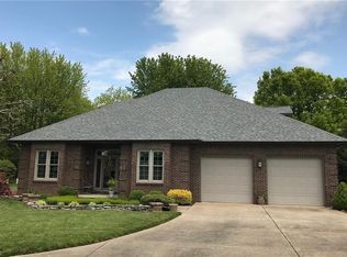 2 Rivercrest, Vienna, WV 26105