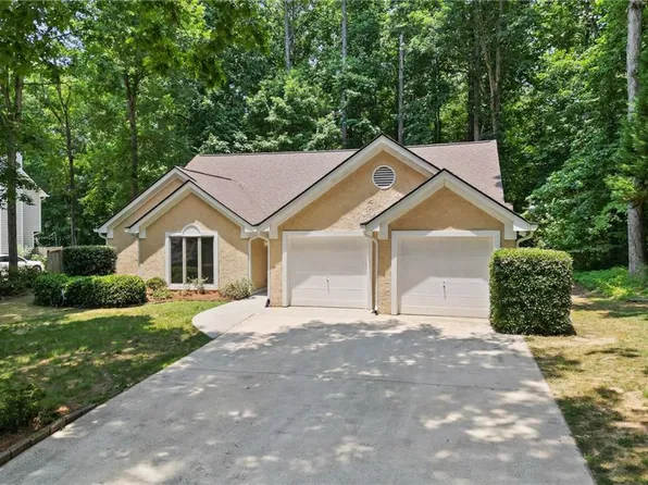 244 Claridge Curv, Peachtree City, GA 30269