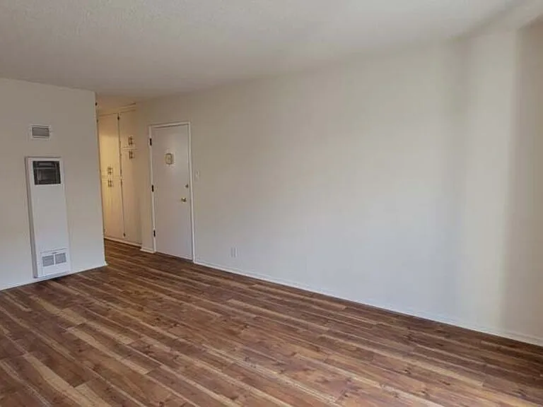 1352 N Citrus Ave #3 — Photo 7