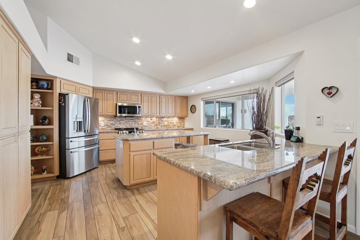 next background image