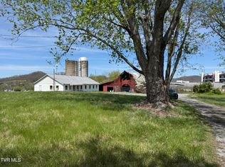 191 White Top Rd, Bluff City, TN 37618