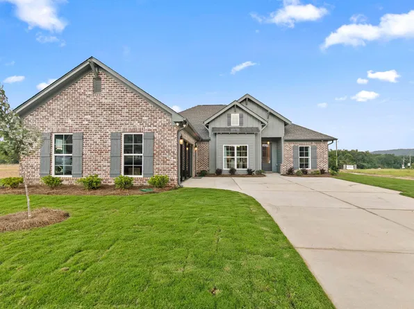 6205 Hillbrook Blvd, Trussville, AL 35173