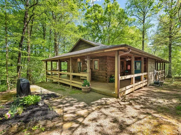 110 Bailey Creek Rd, Marietta, SC 29661
