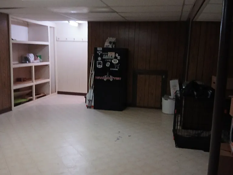 920 W Washington Ave — Photo 11