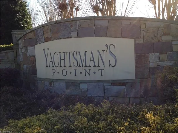 127 Admirals Ct, Lexington, NC 27292