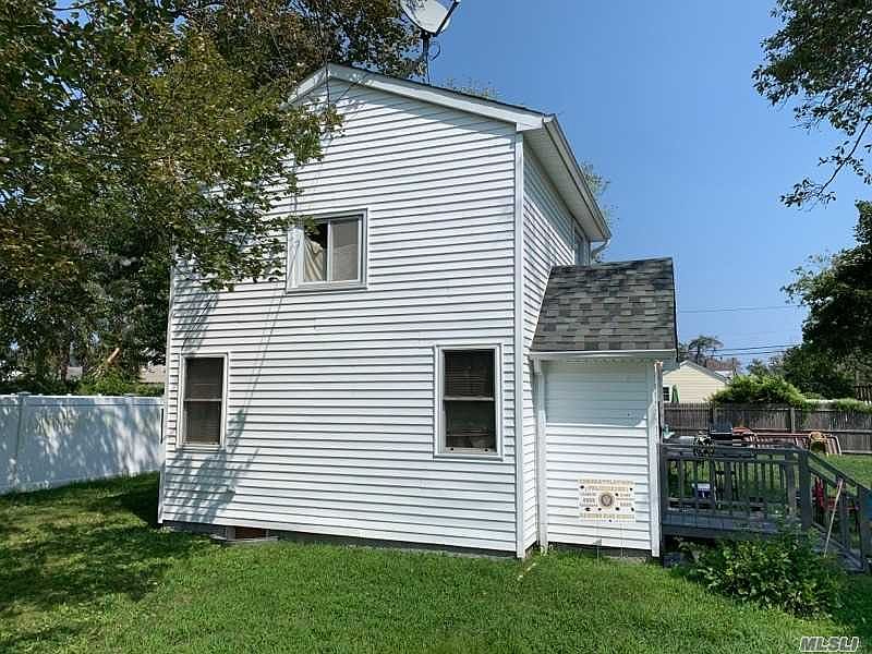 2nd image of 91 Laurelton Dr