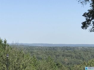 1028 Long Leaf Lake Dr, Bessemer, AL 35022