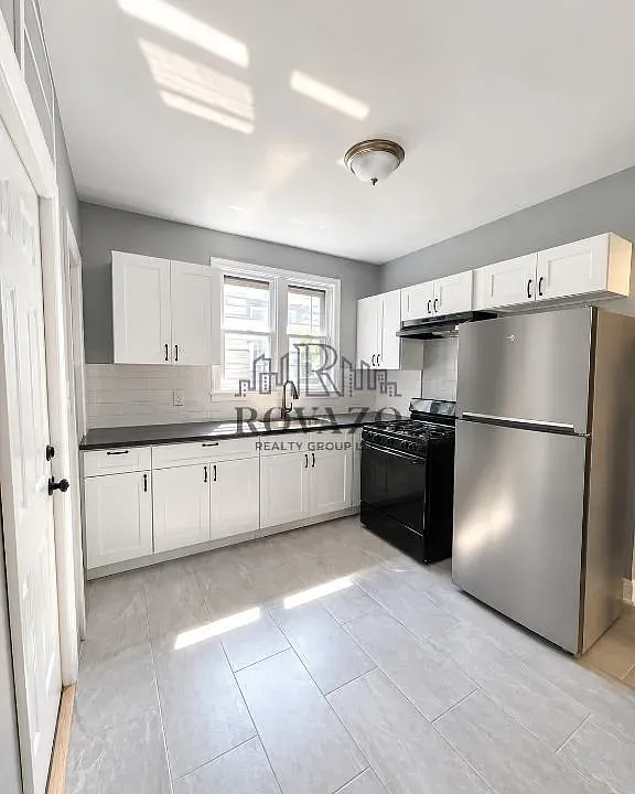 18 N 19th St #2