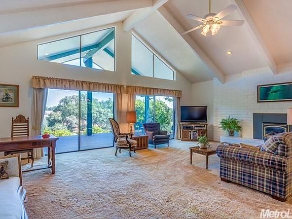 4th image of 5001 Mistywood Ln