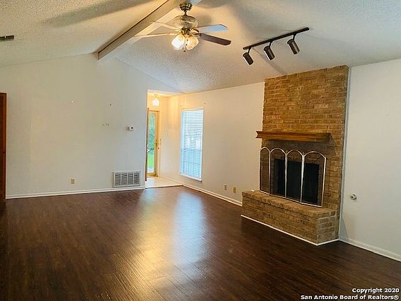 5th image of 1542 Beauchamp St