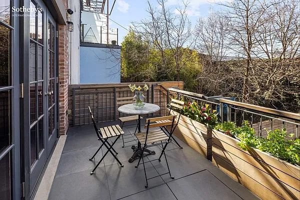 Rented by Sotheby's International Realty | media 3
