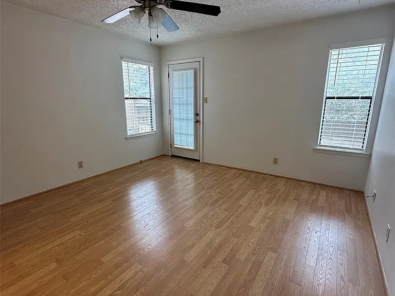 8418 Fathom Cir #D-401 — Photo 18