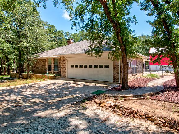 3rd image of 203 Eastern Valley Ln