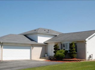 6029 Kathryn Ln, Matteson, IL 60443