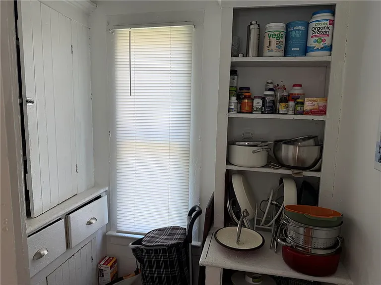 69 Averill Ave — Photo 5
