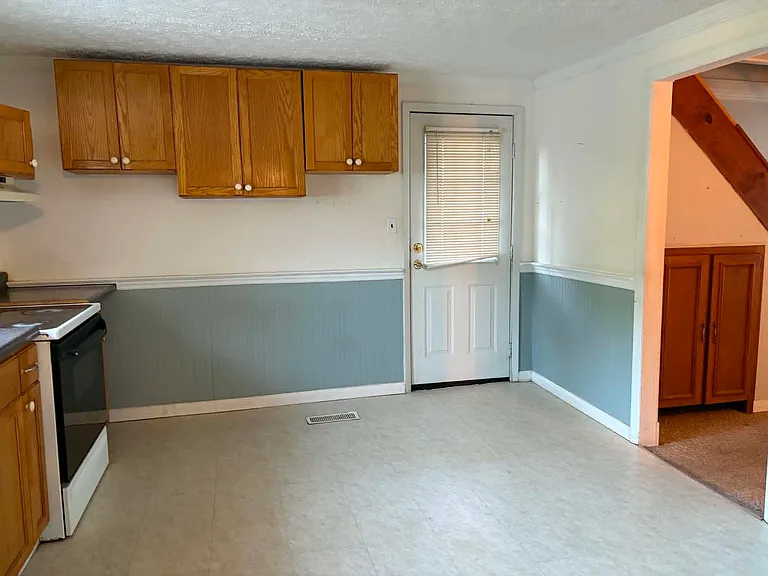 3151 N Main St — Photo 6