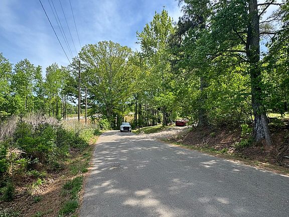 5th image of 4652 Woodlane Dr