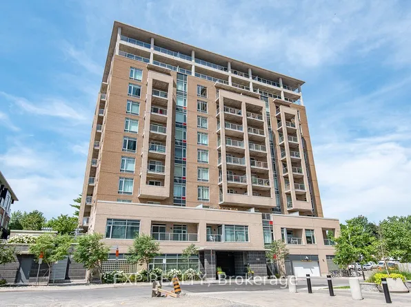 100 Champagne Ave S #210, Ottawa, ON K1S 4P4