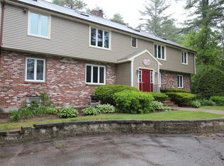 25 Hilltop Ln APT 3, South Easton, MA 02375