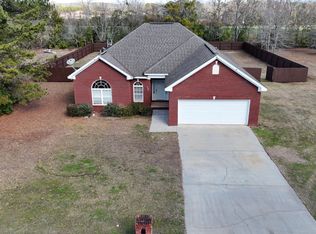 127 Covenant Dr, Kinsey, AL 36303