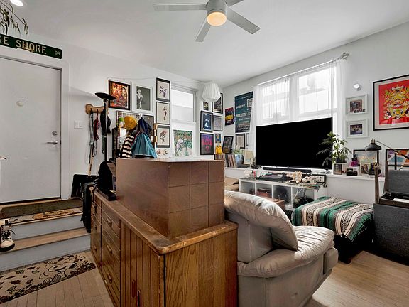2nd image of 1956 W 21st Pl Unit 103R