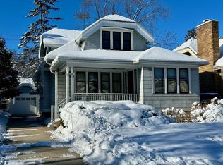 4313 N Morris Blvd, Shorewood, WI 53211