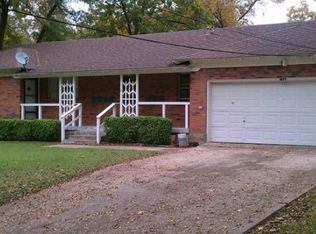 2516 Santa Cruz Dr, Dallas, TX 75227
