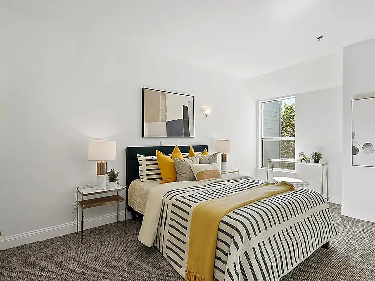 411 Park Ave #301 — Photo 4
