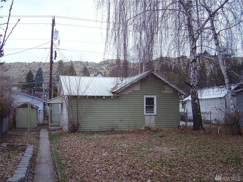 1st image of 127 E Nixon Ave