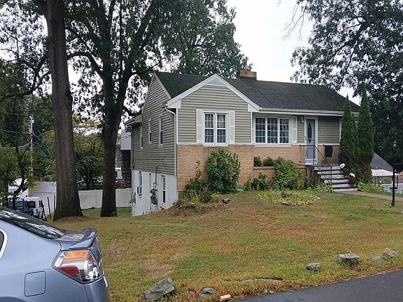 2nd image of 145 Earl Ave