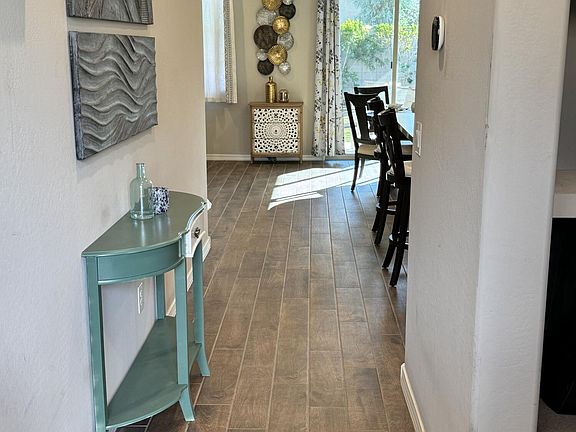 3rd image of 10989 W PIERCE Street