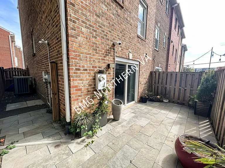 954 S Rolfe St — Photo 30