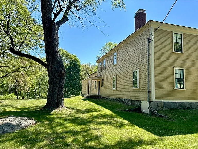 200 N Great Rd — Photo 17