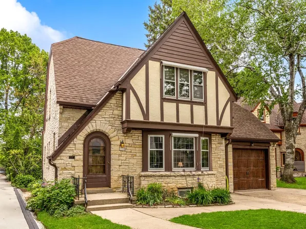 1310 North 63rd COURT, Wauwatosa, WI 53213