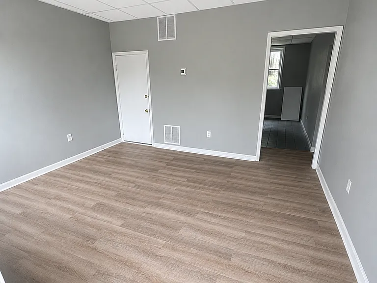4028 Belle Grove Road — Photo 6
