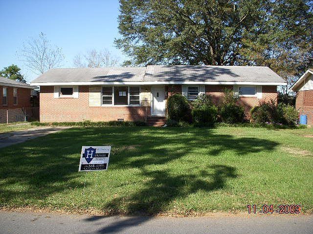2nd image of 2743 Blan St