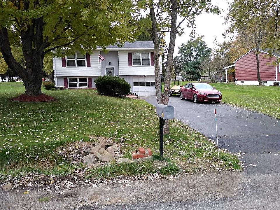 1st image of 21655 Golden Dr