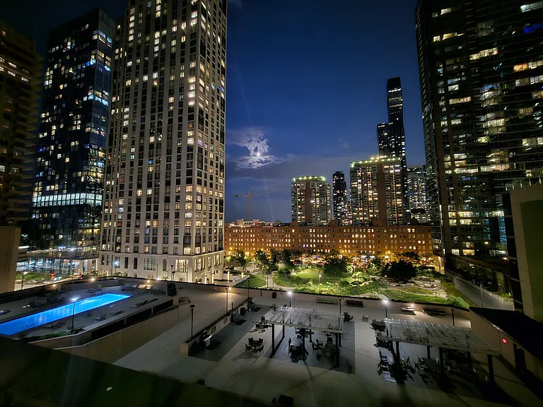 Sienna Chicago — Photo 25