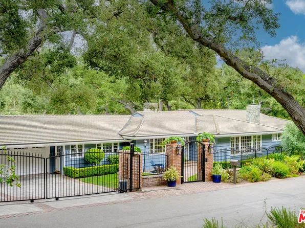 525 Berkshire Ave, La Canada Flintridge, CA 91011