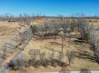 282 Frog Pond Rd, Staunton, VA 24401