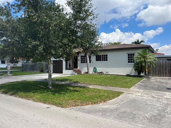 5th image of 5891 NW 38th St