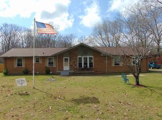 705 Wanda Ln, Tullahoma, TN 37388