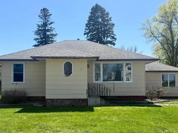 217 Pearl St W, Amboy, MN 56010