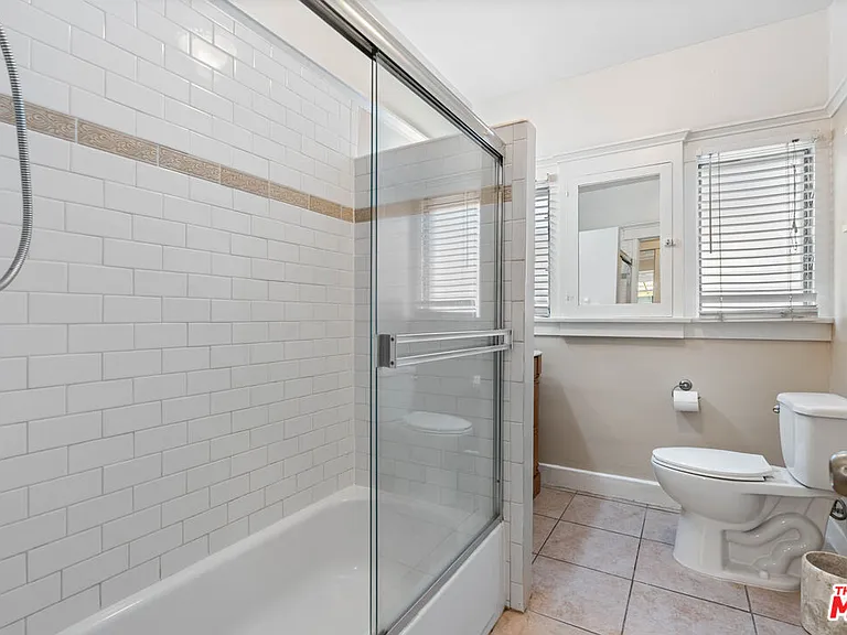 607 N Gramercy Pl — Photo 25