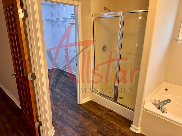 1324 Biloxi St — Photo 14