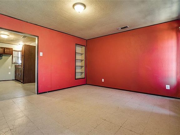 4th image of 2509 NE 30th St