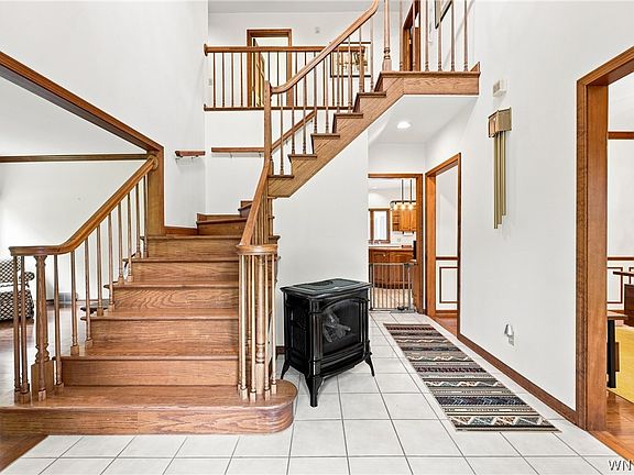 5th image of 2177 Ferry Rd